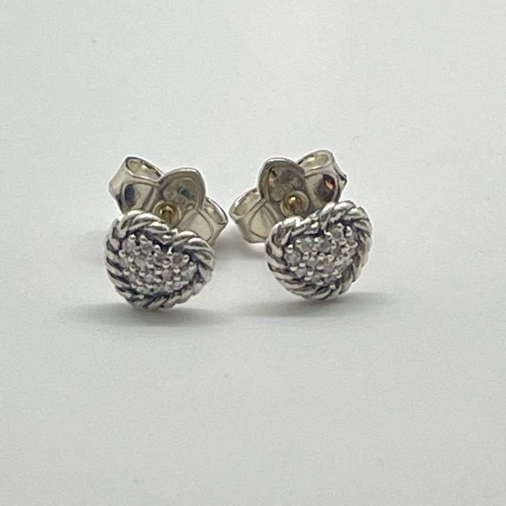 David Yurman Petite Pave Heart Earrings with Diamonds